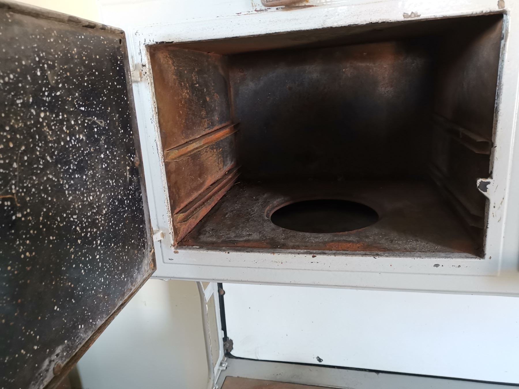 Antique McClary Wood Electric Cook Stove one Of The First Models antique-mcclary-wood-electric-cook-stove-one-of-the-first-models