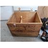 Image 2 : Antique Auto Knitter + old wooden wine box
