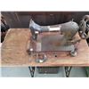 Image 5 : Antique Cast Iron Singer sewing machine