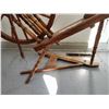 Image 4 : 1912 Antique Spinning Wheel