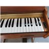 Image 8 : Briscoe Harmony Chord Electric Organ - Model: B-3440