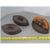 Image 2 : 3 Antique Jas.Smart MFG Co. Brookville Ont. Irons