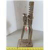 Image 3 : Antique Bottle Capper