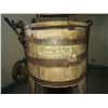 Image 3 : Antique Maytag Washer - top of the line - has wooden parts (washer with ringer)