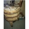 Image 5 : Antique Maytag Washer - top of the line - has wooden parts (washer with ringer)