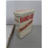 Image 7 : Lot of Vintage Medical & Hygiene items