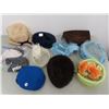 Image 1 : box of vintage ladies hats, hand warmer purse, etc.