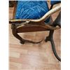 Image 10 : Elk Shed Chair (Horns at back: 46"W x 36"H & Seat is 20"H)