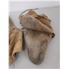 Image 5 : Antique Leather pioneer moccasins