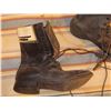 Image 2 : 1926 Pair of Boots & Drivers License