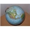 Image 2 : Vintage World Globe
