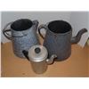 Image 3 : 2 enamel watering cans & metal kettle