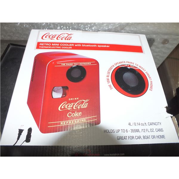 Coca Cola Retro Mini Cooler w/ Bluetooth Speaker
