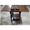 Image 1 : Stunning Antique Wagon Sidetable w/Folding Sides