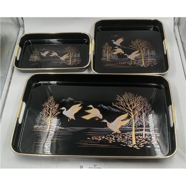 Decorative Metatalic Trays Metalic Ducks Pattern (x3)