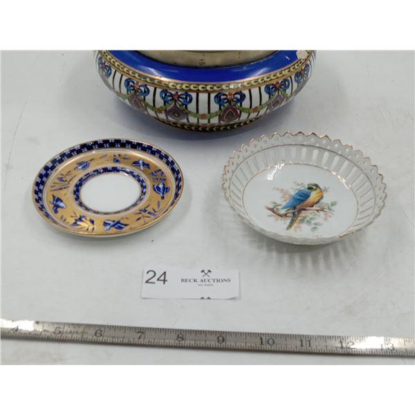 Decorative VIntage Luxor Fentine China Bowl, and Saucers
