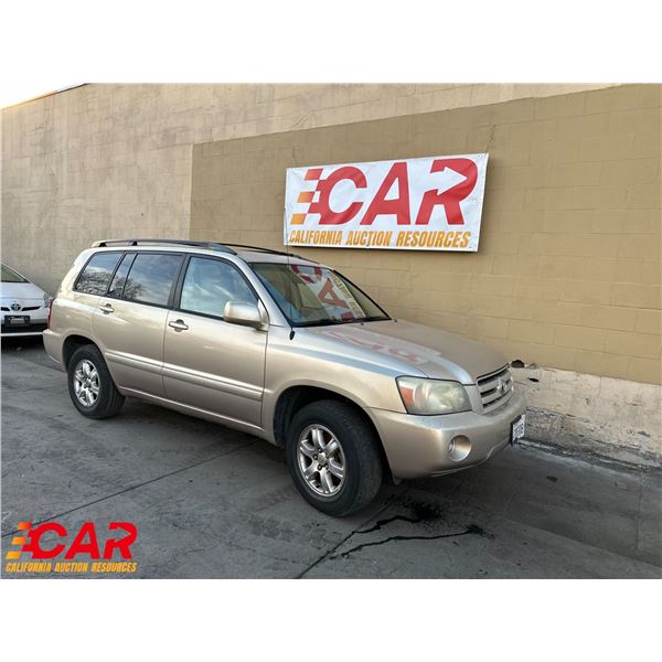 2004 TOYOTA HIGHLANDER