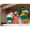 Image 2 : Paper Mache Christmas Carolers and Other Christmas Decorations