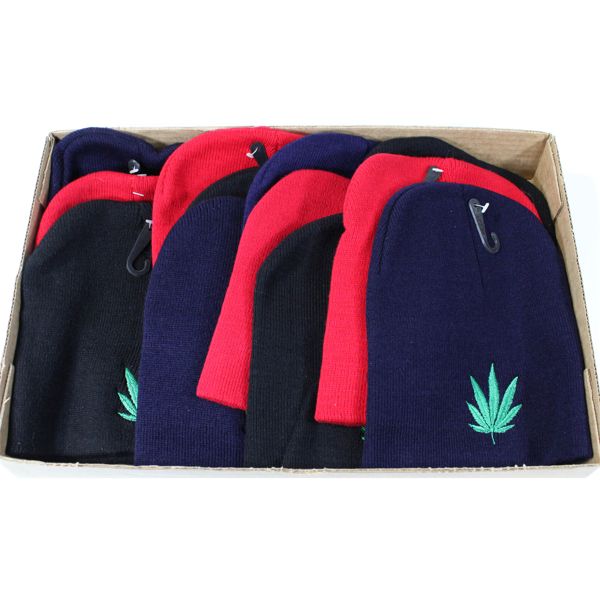 ASSORTED ADULT SIZED WINTER TOQUES