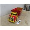 Image 2 : Wyandotte Construction Pressed Metal Dump Truck 20'' Long