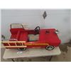 Image 8 : AMF Fire Fighter Pressed Steel Pedal Car 43'' x 21'' x 17'' 