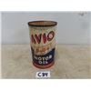 Image 1 : Avio Aviation Motor Oil 1 Imperial Quart Tin in English and French 