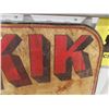 Image 3 : Kik Cola Lightly Embossed Tin Sign with 6 Cent Bottle 30 OZ 27'' x 19''