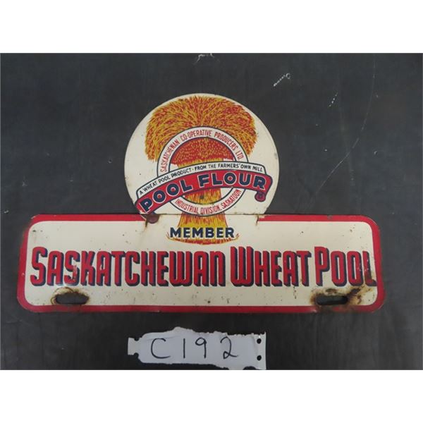 Saskatchewan Wheat Pool Tin License Plate Topper 11''x 7''