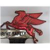 Image 2 : Mobil Pegasis Metal 'Drive Safely' License Plate Topper 6 1/2'' x 5''