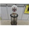 Image 2 : White Rose Clear Vision Gas Pump Novelty Dispenser 21'' Tall 