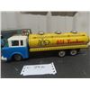 Image 2 : Plastic and Tin Oil Tanker Friction Truck with Box 14 1/2'' x 4'' x 4'' 