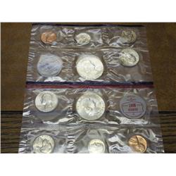 1962 US Mint UNC Set P/D (No Envelope)