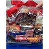 Image 2 : Assorted Cookie Gift Basket