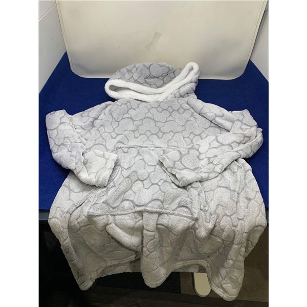 Disney Blanket Hoodie (L)