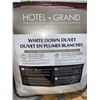 Image 2 : Hotel Grand White Down Duvet All Season Medium Weight King Size