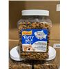 Image 2 : Friskies Party Mix Cat Treats with Real Ocean Whitefish 3X 454g