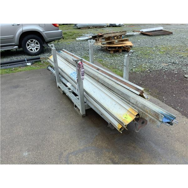 PALLET OF 12' & UNDER IBEAMS, SUPPORT JACKS & SCAFFOLDING CROSS BRACES