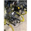 Image 2 : *MAY BE MISSING PARTS OR REQUIRE REPAIR* 2 DEWALT SHOP VACS