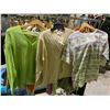 Image 2 : LOT OF WOMEN'S CLOTHING INCLUDING: SHIRTS, SWEATERS AND MORE *RACK NOT INCLUDED*
