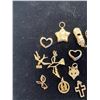 Image 2 : THIRTEEN 10K+ CHARMS