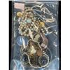Image 2 : MISC COSTUME JEWELRY
