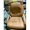 Image 2 : BROWN LEATHER LOUNGE CHAIR WITH FOOT REST