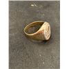 Image 2 : 10K MENS RING WITH ROMAN MOTIF
