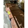 Image 2 : 8 SOLID WOOD PLACE MATS
