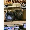Image 2 : 5 VEHICLE HEADLIGHT SETS
