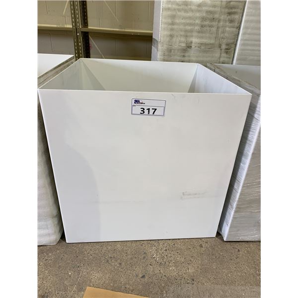 COMMERCIAL ALUMINUM POWDER COATED PLANTER BOX 24X24X24"