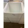 Image 2 : COMMERCIAL ALUMINUM POWDER COATED PLANTER BOX 16X16X37"