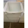 Image 2 : COMMERCIAL ALUMINUM POWDER COATED PLANTER BOX 16X16X37"