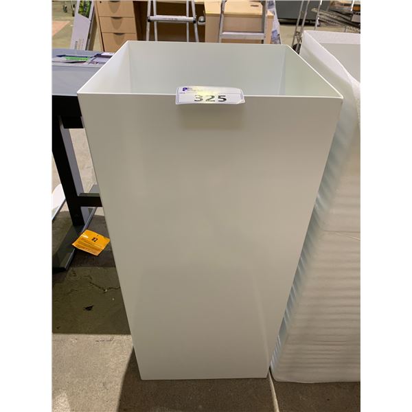 COMMERCIAL ALUMINUM POWDER COATED PLANTER BOX 16X16X37"