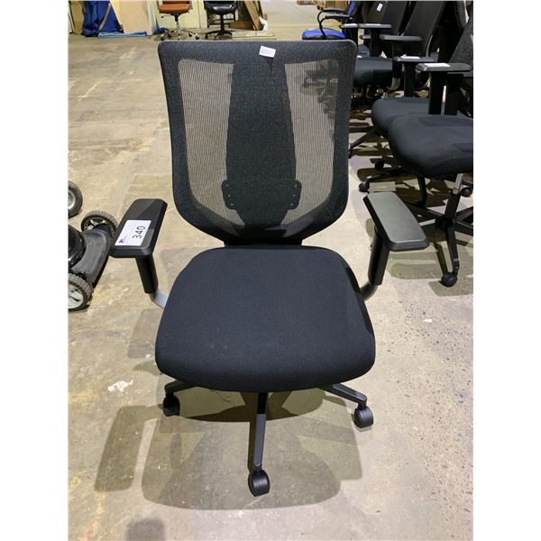 MESHBACK ROLLING OFFICE CHAIR